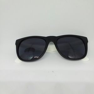 Vineyard Vines Sunglasses